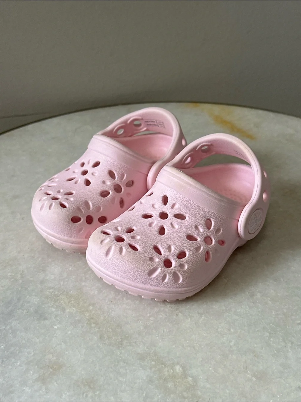 Crocs Toddler Classic Floral Cut-Out Clogs Pink Milk Size 4 Water Resistant